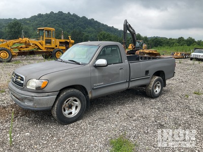 2001 Toyota Tundra SR5 4x4 Pickup
