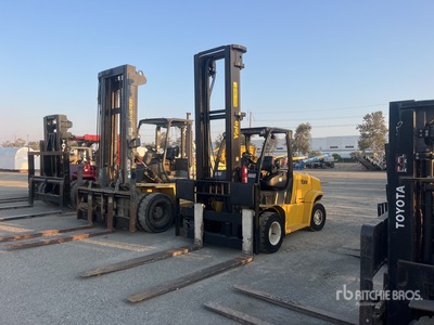 2017 Yale GLP175VXNGCV156 16150 lb Pneumatic Tire Forklift