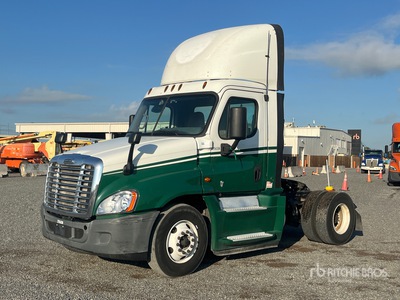 2016 Freightliner Cascadia 125 4x2 S/A Day Cab Truck Tractor