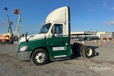 2016 Freightliner Cascadia 125 4x2 Cabina per trattore stradale 2 assi