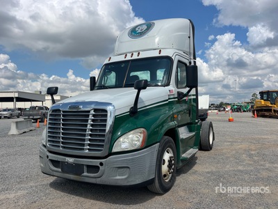 2016 Freightliner Cascadia 125 4x2 Tracteur Routier