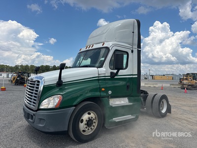 2016 Freightliner Cascadia 125 4x2 S/A Day Cab Truck Tractor