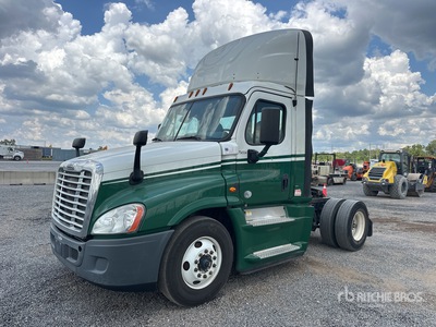 2016 Freightliner Cascadia 125 4x2 Tracteur Routier