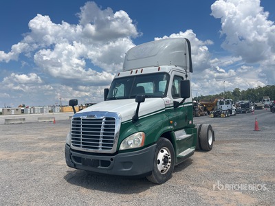 2016 Freightliner Cascadia 125 4x2 S/A Day Cab Truck Tractor