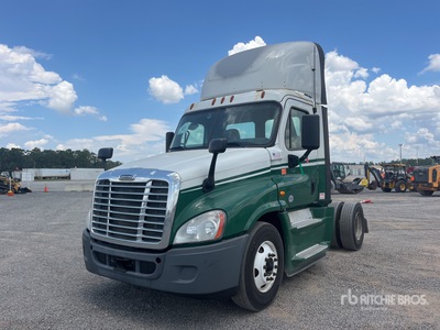 2016 Freightliner Cascadia 125 4x2 Tracteur Routier