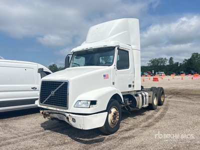 2016 Volvo VNM200 6x4 T/A Day Cab Truck Tractor
