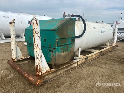 2004 Northern Steel Industries 4329 L Skid Mounted Steel Fuel Tank