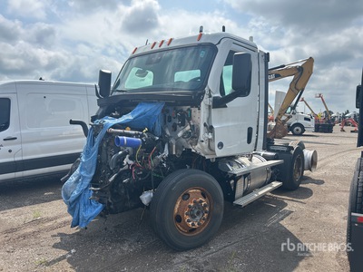 2023 Freightliner Cascadia 116 6x4 Day Cab Truck Tractor