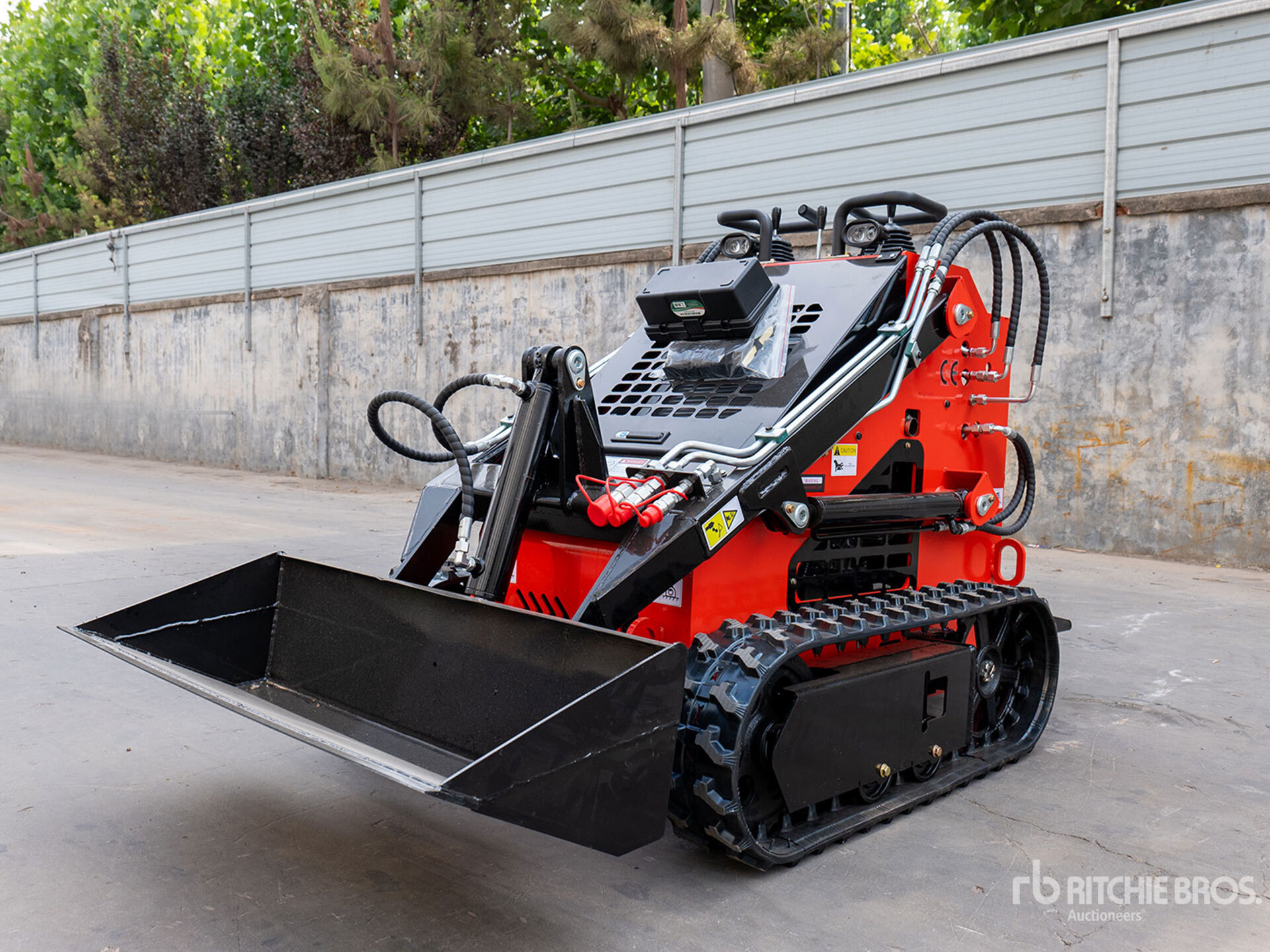 2025 SDLOOL SL380R Mini Compact Track Loader (Unused)