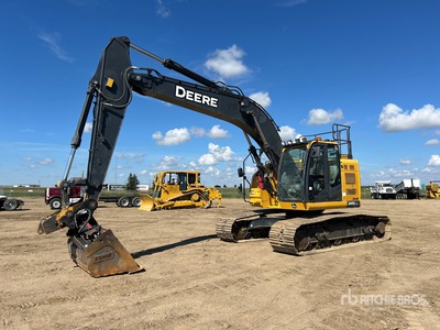2021 John Deere 245G Tracked Excavator