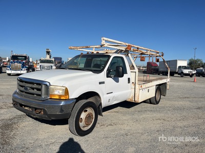 2000 Ford F-450 4x2 Camion à Plateau
