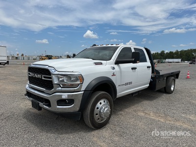 2022 Ram 5500 4x2 Crew Cab Flatbed Truck
