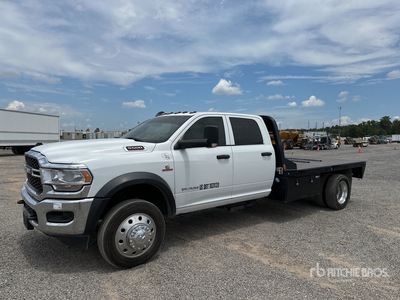 2022 Ram 5500 4x2 Crew Cab Flatbed Truck