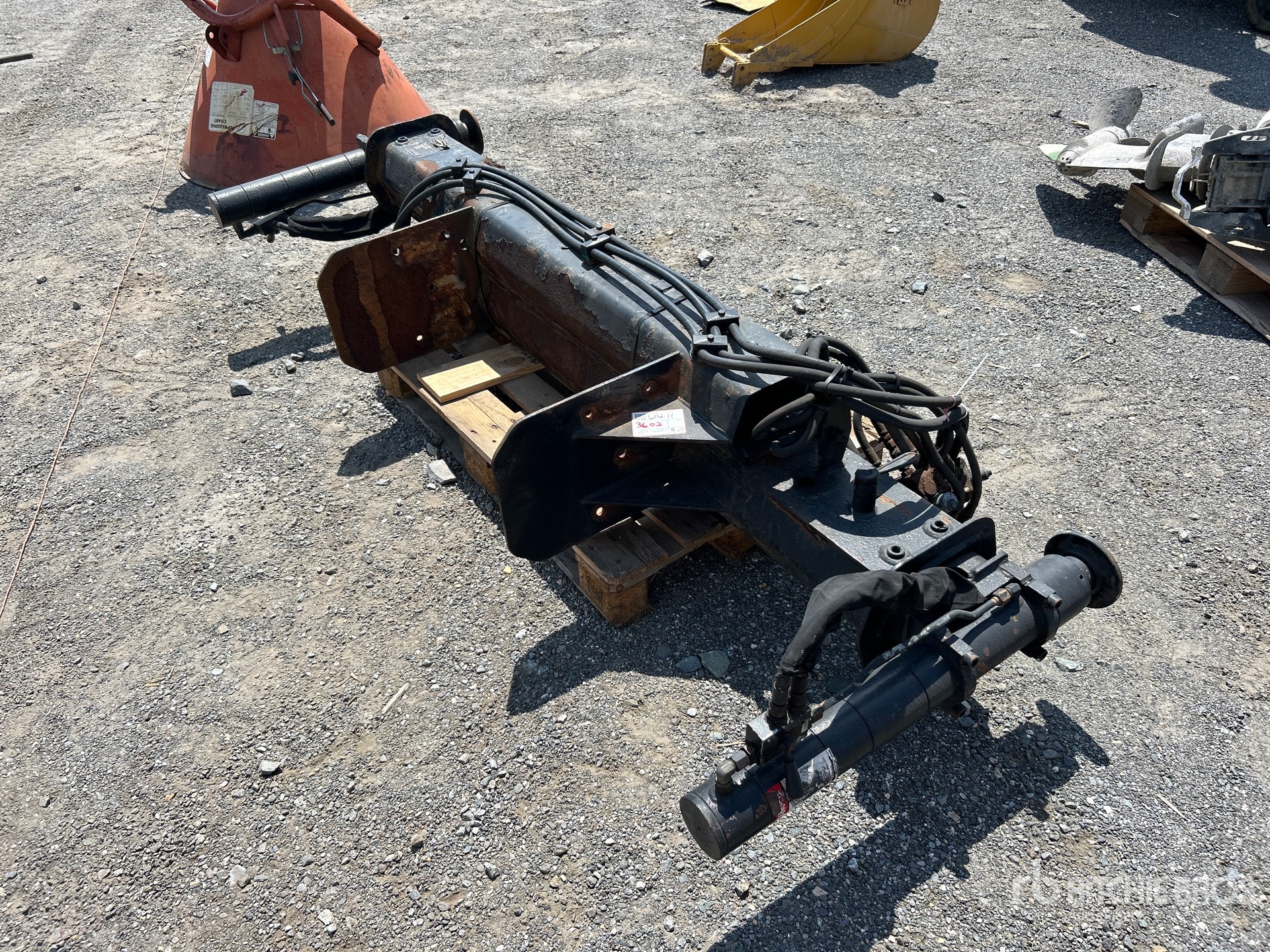 Hydraulic Outriggers - Fits Cormach 96.43