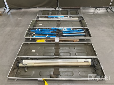 (3) Assorted Portable Light Sets