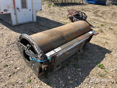 Bobcat 72 in Skid Steer Vibratory Roller