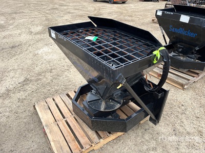 2022 Talet Skid Steer Spreader ملحقات معدة الحمل الصغيرة المجنزرة المتنوعة