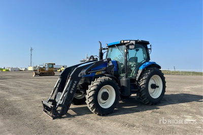 2004 New Holland TS115A Trattore agricolo 4RM