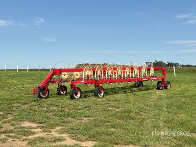 2015 Farm King Easy Rake SS16 Hay Rake