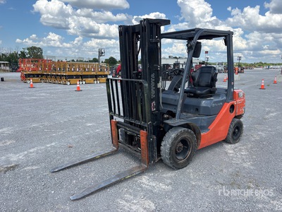 2019 Toyota 8FDU25 4500 lb Pneumatic Tire Forklift