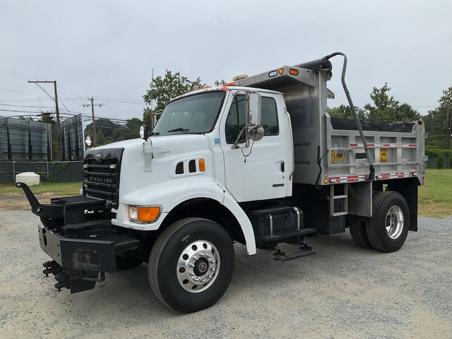 2002 Sterling L7500 4x2 S/A Dump Truck