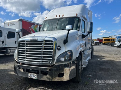 2016 Freightliner Cascadia 125 6x4 Cabina con cuccetta per trattore stradale (Inoperable)