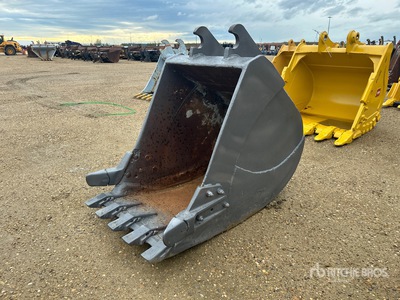 34 in Q/C Digging Excavator Bucket - Fits 200 Series
