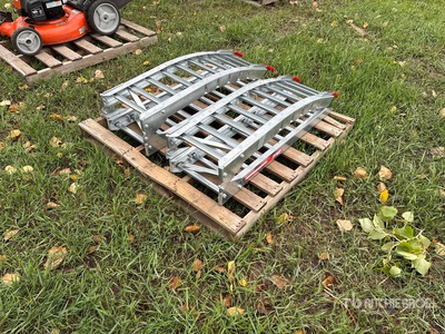 West Steel Rung Folding Arched Loading Ramps (Unused)