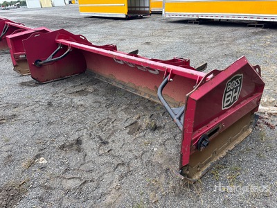 Boss BH12 144 in Loader Backhoe Snow Pusher ローダーバックホー　その他のアタッチメント