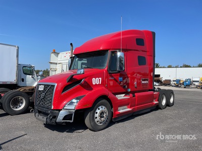 2022 Volvo VNL760 6x4 Ciągnik siodłowy T/A z kabiną sypialną (Inoperable)