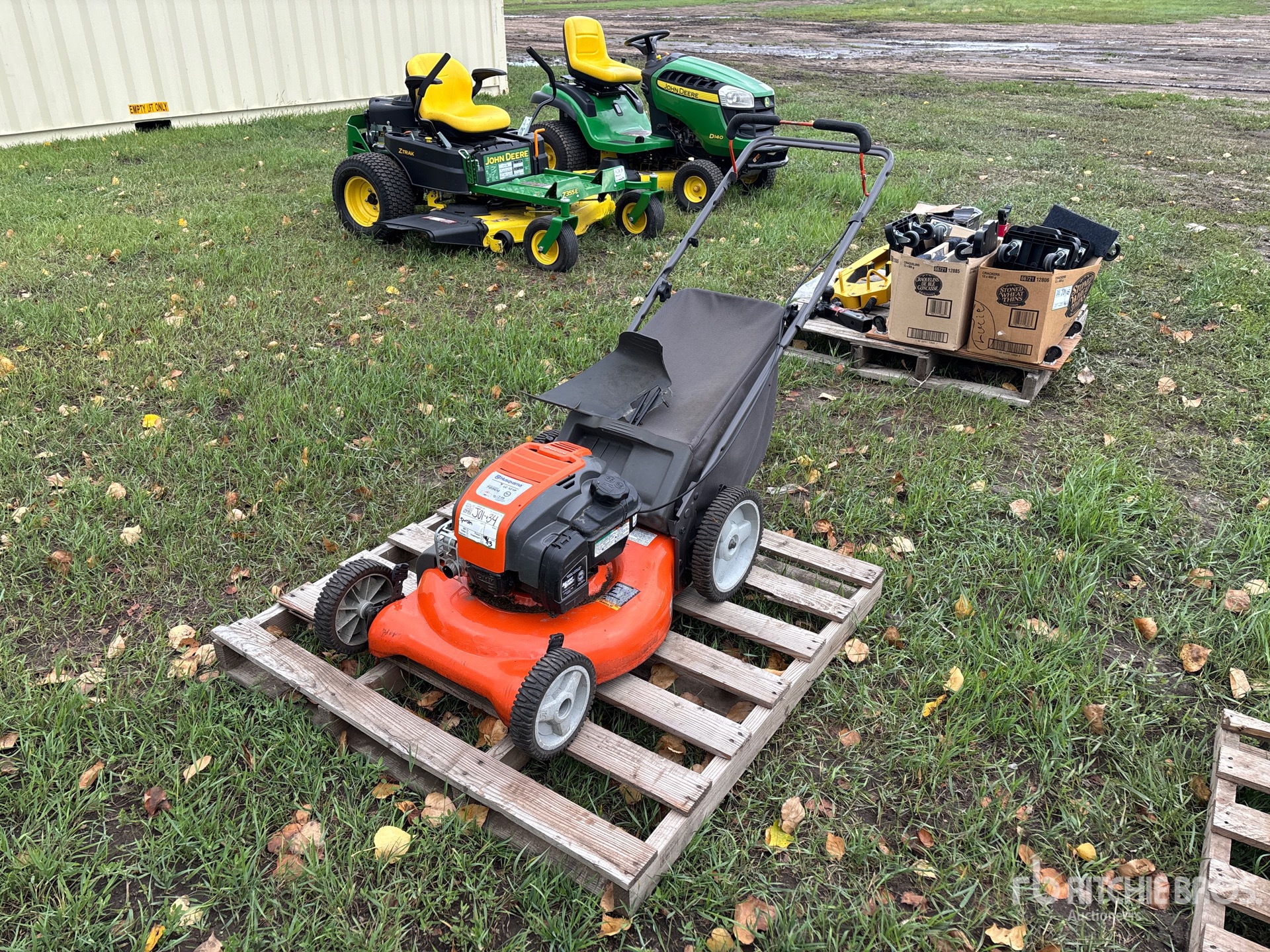 Husqvarna LC121P Walk-Behind Lawn Mower