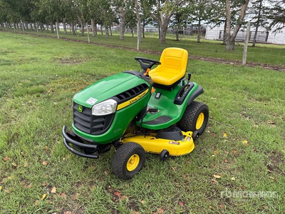 John Deere D140 Ride-On Lawn Mower