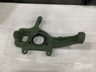 (8) General Dynamics 43019057 Steering Knuckles