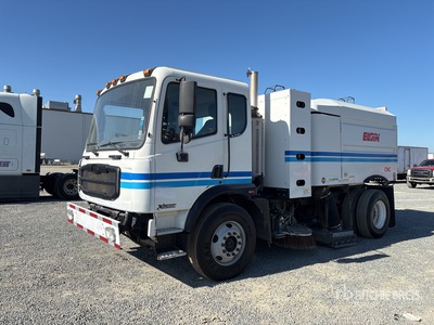 2015 Autocar Xpert CNG Sweeper Truck