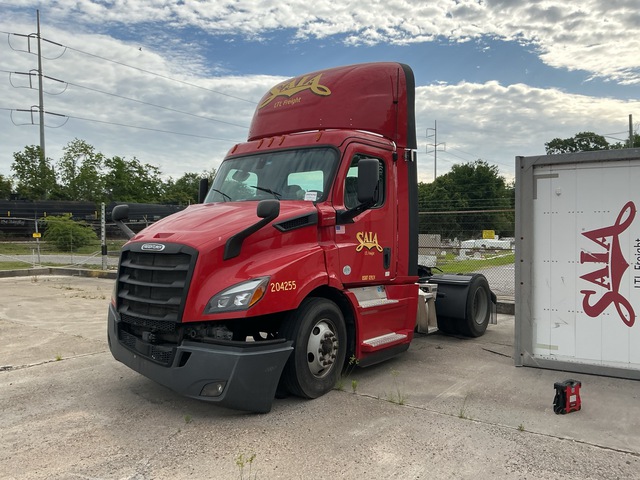 2020 Freightliner Cascadia 116 4x2 S/A Day Cab Truck Tractor (Inoperable) 2020 Freightliner Cascadia 116 4x2 S/A Day Cab Truck Tractor (Inoperable)