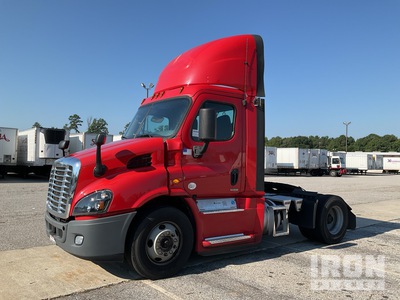 2018 Freightliner Cascadia 113 4x2 S/A Day Cab Truck Tractor
