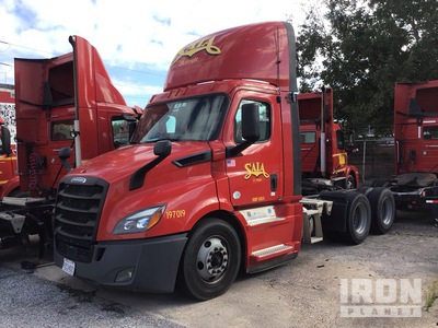 2019 Freightliner PE116 6x4 T/A Dagcabine Trekker (Inoperable)