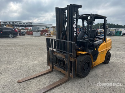 2021 Hyundai 45D-9F 9680 lb Pneumatic Tire Carretilla Elevadora