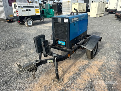 2016 Miller 325 A Mobile Multi-Process Engine Driven Welder