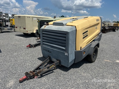 2016 Atlas Copco XAS 400 400 cfm Mobile Air Compressor