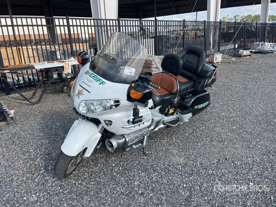 2005 Honda GL1800 Gold Wing 1832 cc 30 Year Anniversary Moto de promenade