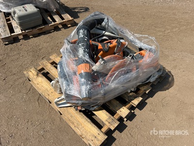 Quantity of (4) Stihl Concrete Saw Attrezzatura per lavorazione del cemento