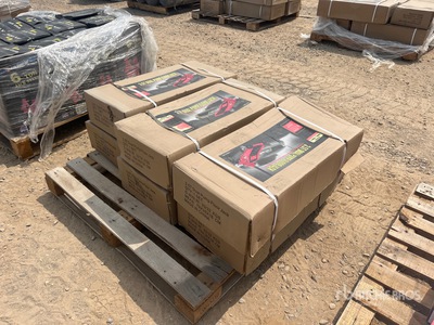 Quantity of (6) BYT FLOJK035 3.5 Ton Floor Jack ハンドツール (Unused)