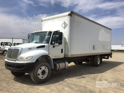 2015 International 4300 4x2 Van Truck