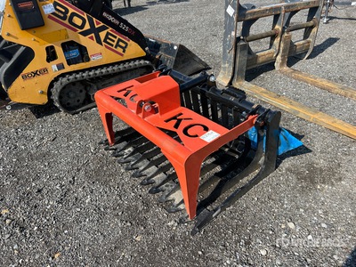 KC 46 in Log Skid Steer Grapple Bucket
