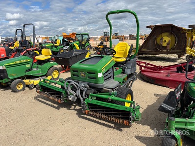 2011 John Deere 2653 B Ride-On Lawn Mower