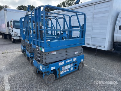 2013 Genie GS-1930 Electric منصة رفع متحركة