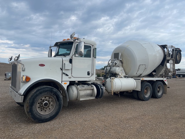 2014 Peterbilt 365 8x4 Mixer Truck