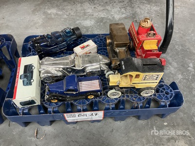 Quantity of (8) Quantity of Die Cast Cars Varios otros
