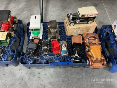 Quantity of Die Cast Cars Varios otros